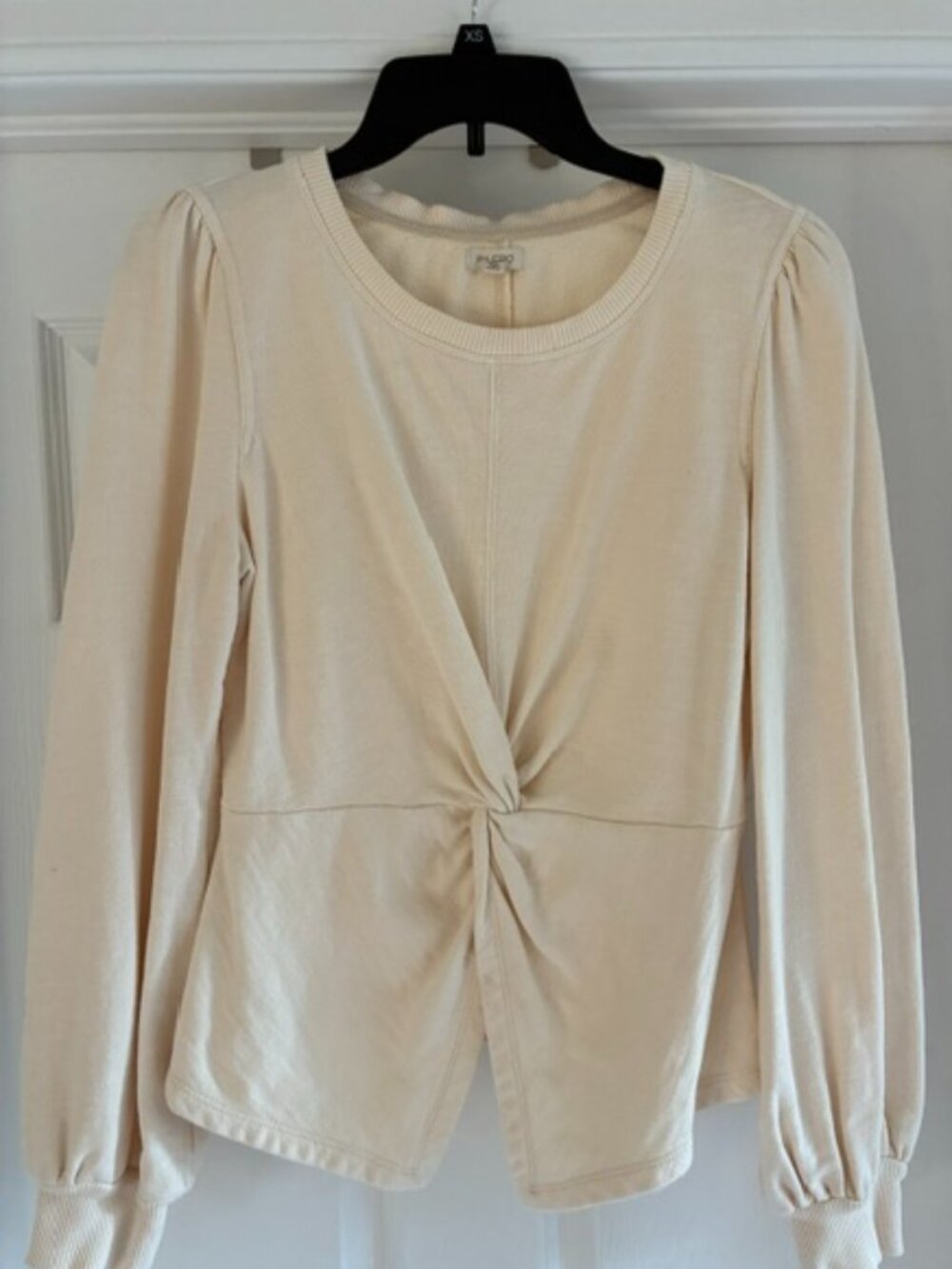 Pilcro by Anthropologie cream fancy twist front crewneck, size small